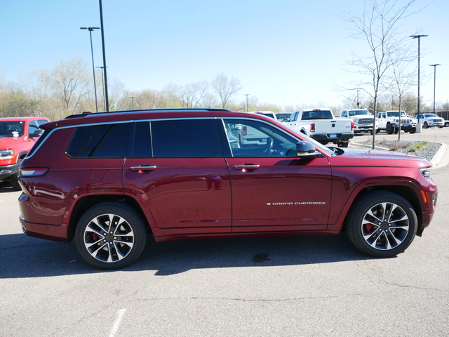 2021 Jeep Grand Cherokee L Overland 16