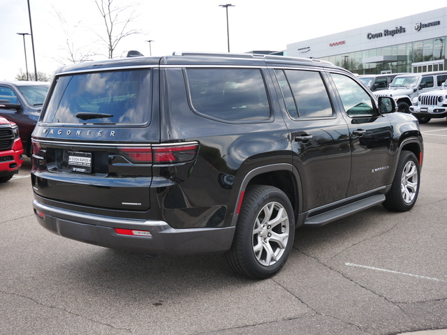 2022 Jeep Wagoneer Series II 15