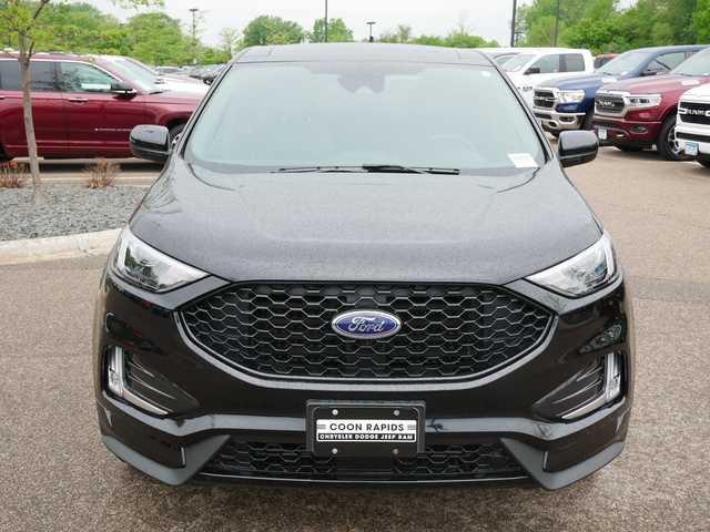 2022 Ford Edge ST-Line 19