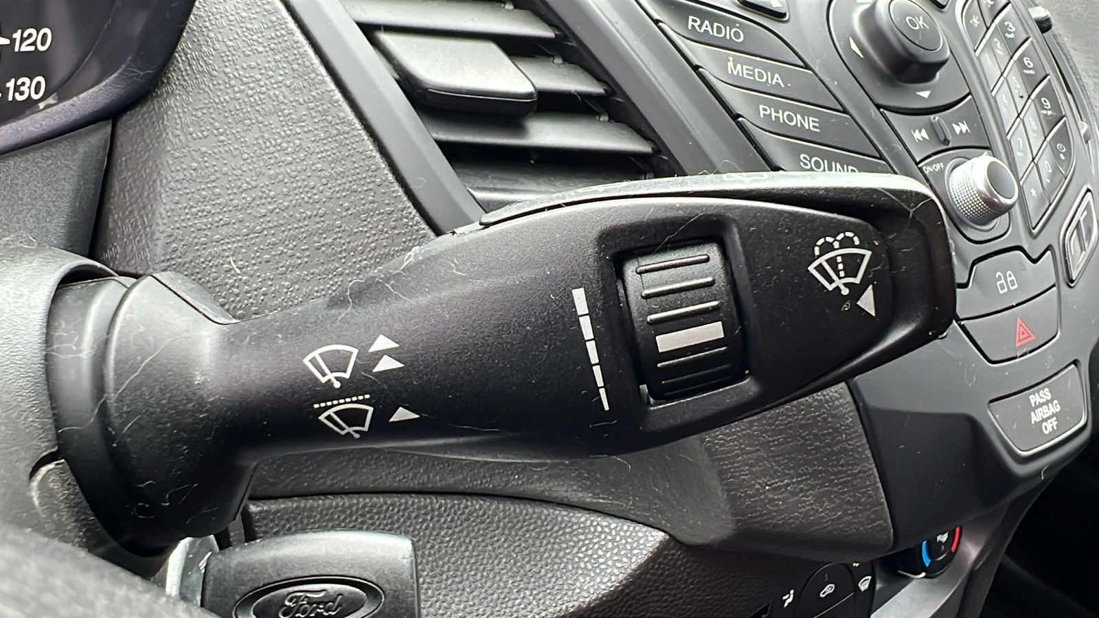 2014 Ford Fiesta S 19