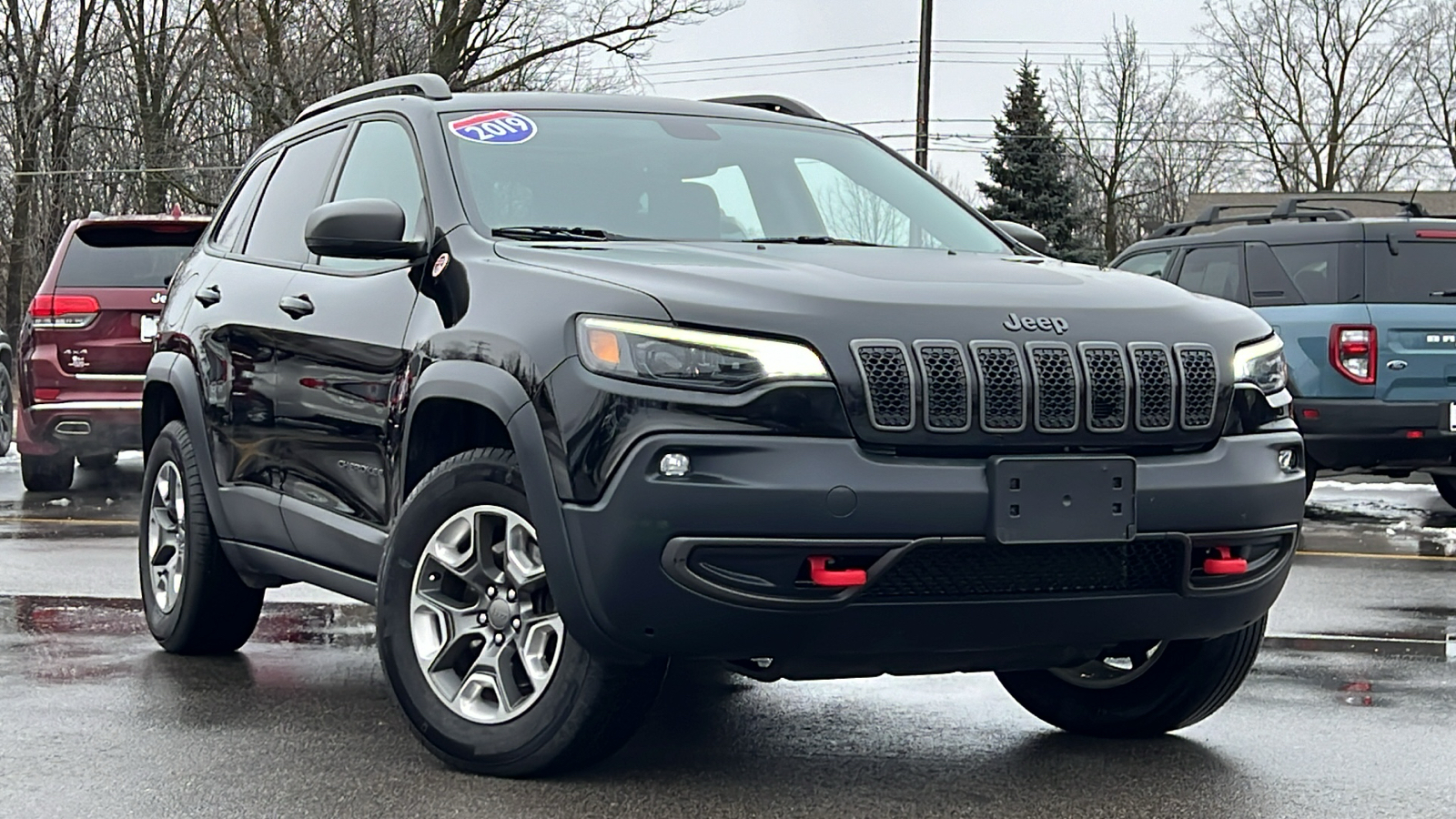 2019 Jeep Cherokee Trailhawk 2