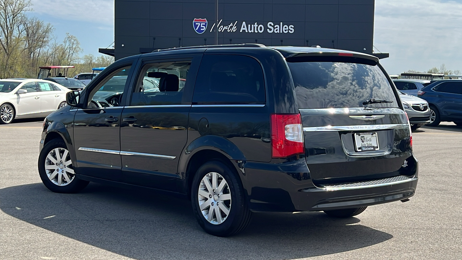 2015 Chrysler Town & Country Touring 6