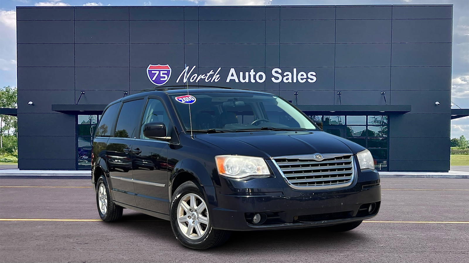 2010 Chrysler Town & Country Touring Plus 1