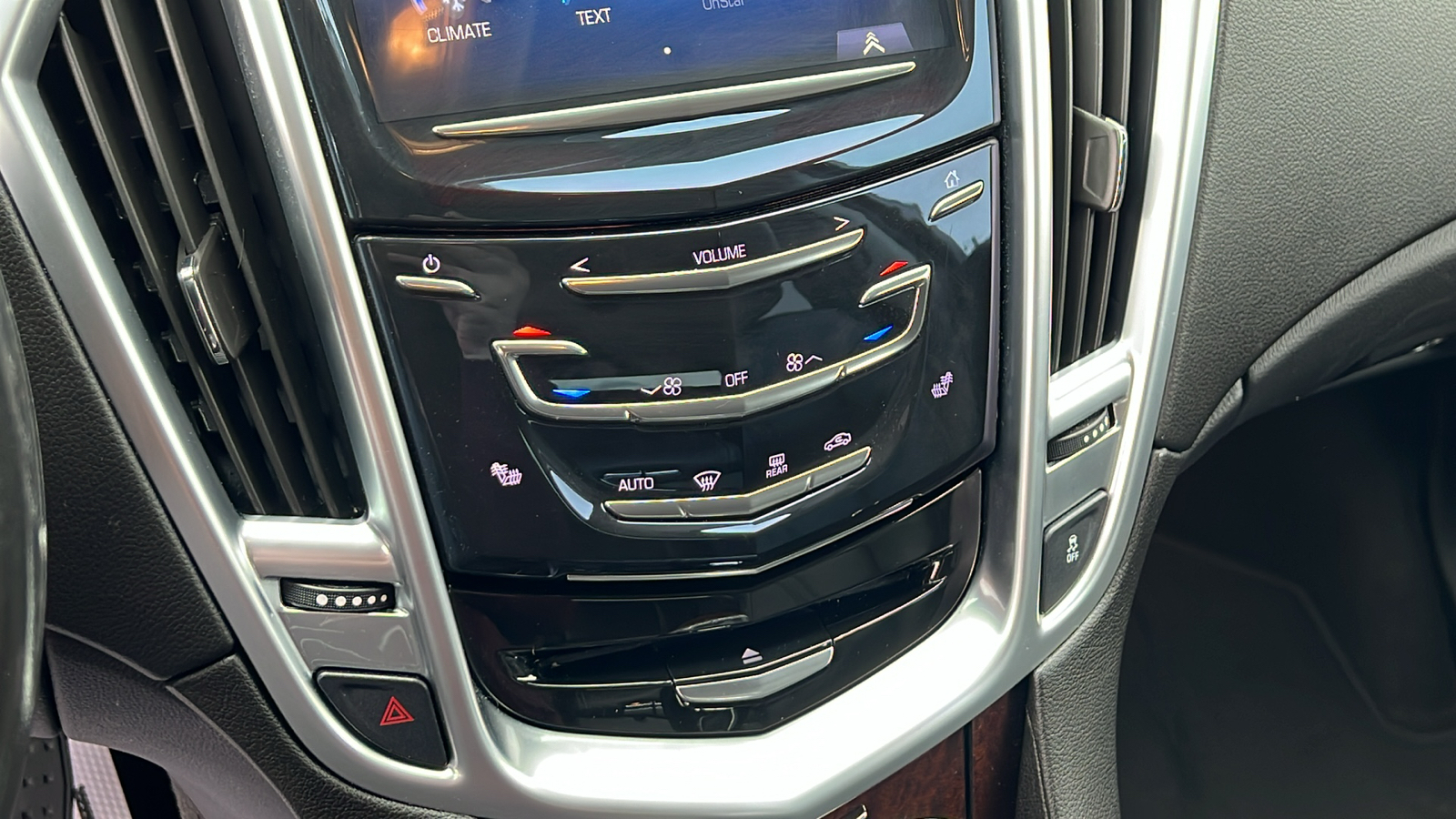 2015 Cadillac SRX Performance 28