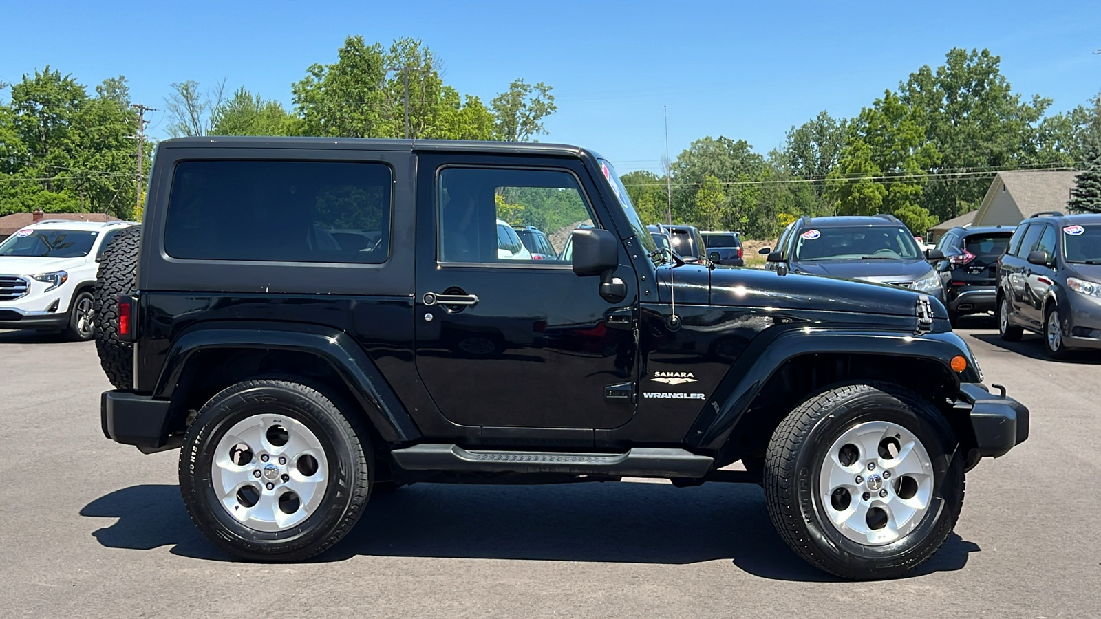 2014 Jeep Wrangler Sahara 4