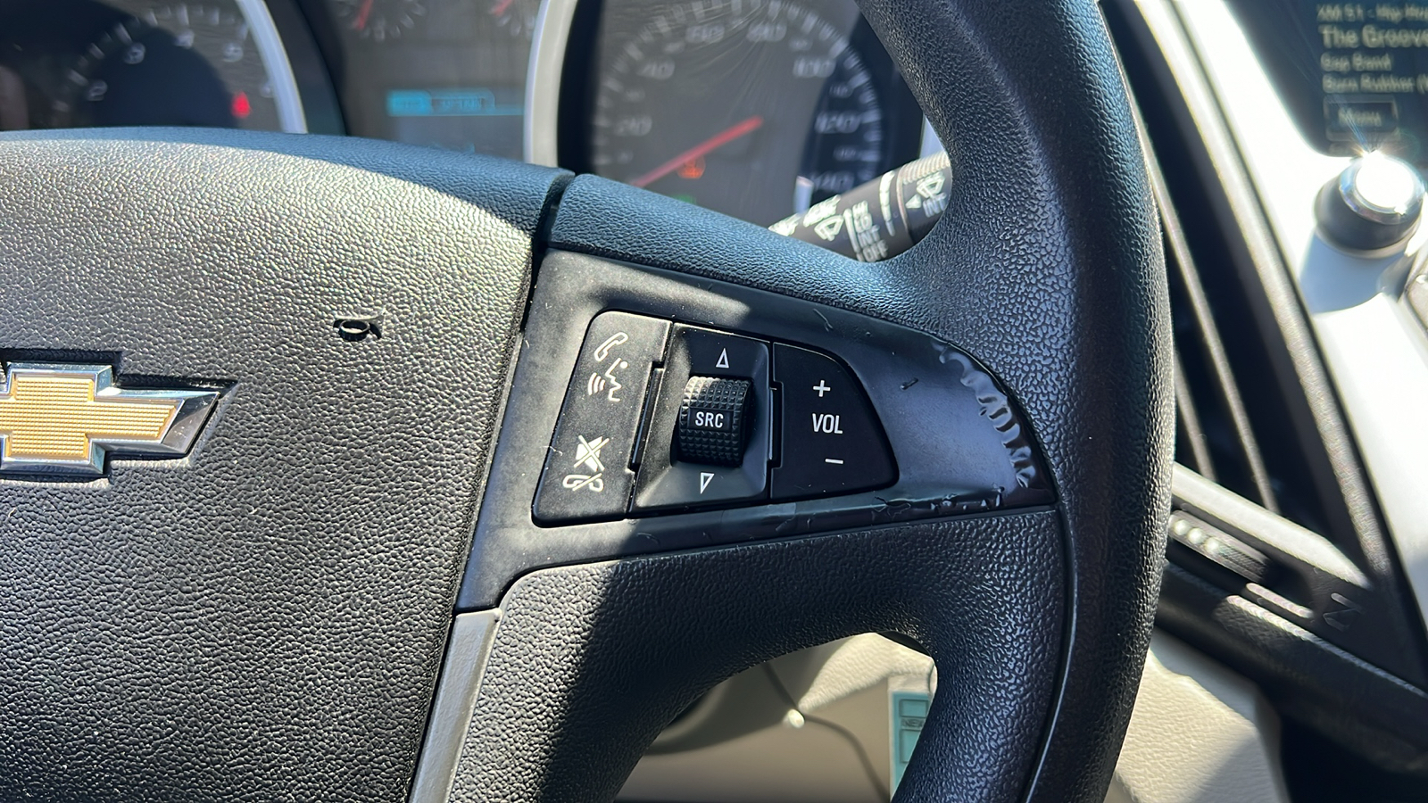 2017 Chevrolet Equinox LS 18
