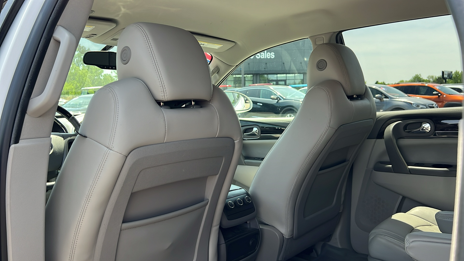 2017 Buick Enclave Leather Group 35