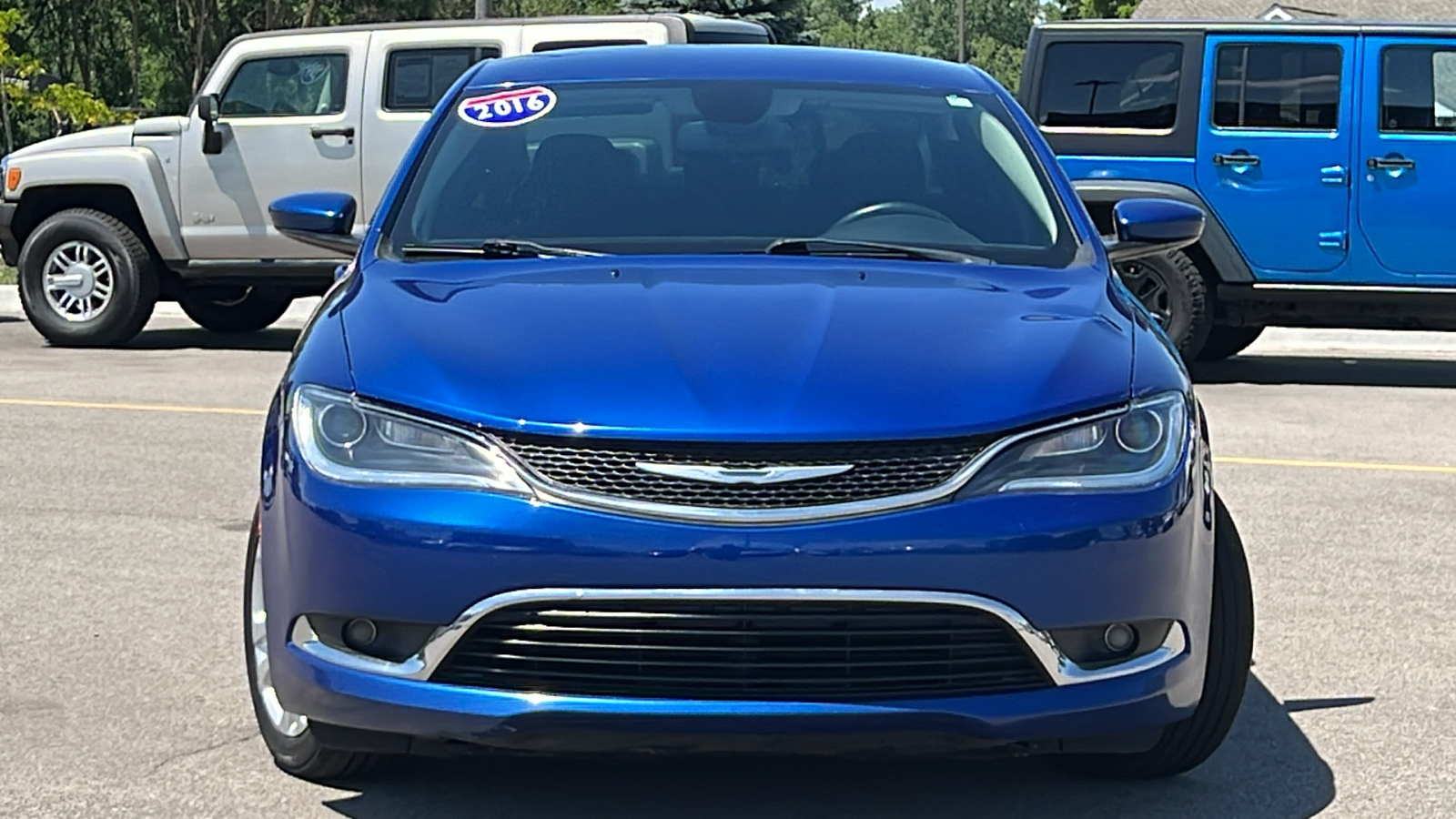 2016 Chrysler 200 Limited 3