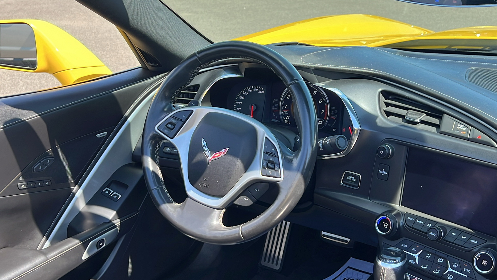 2015 Chevrolet Corvette Stingray 19