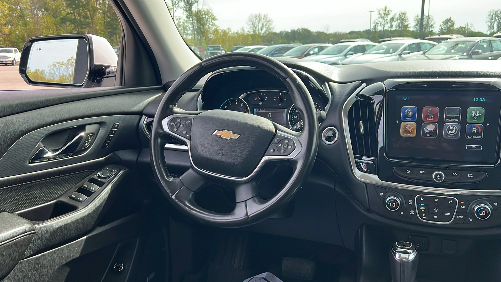 2018 Chevrolet Traverse Premier 16