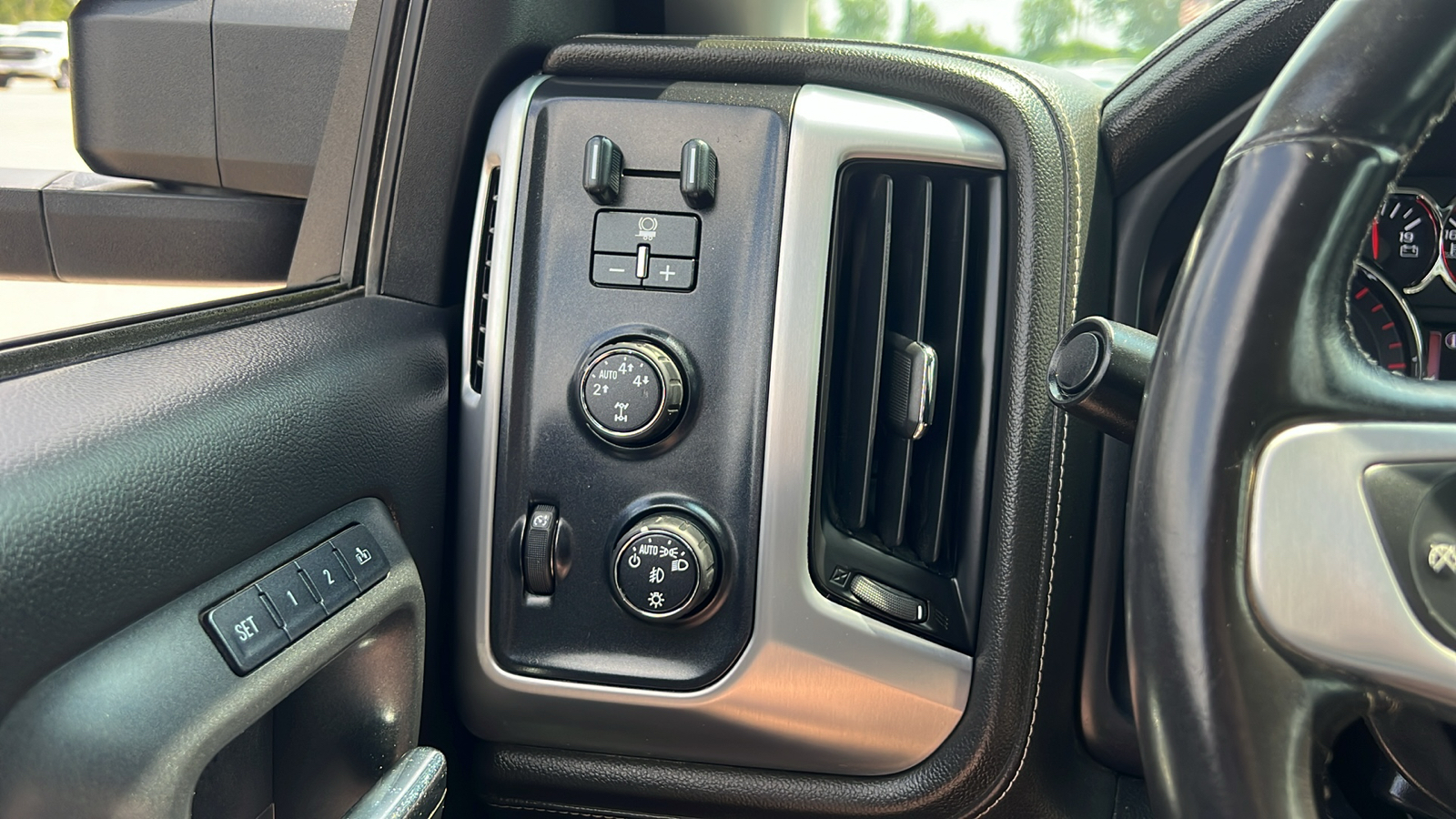 2015 GMC Sierra 1500 SLT 13