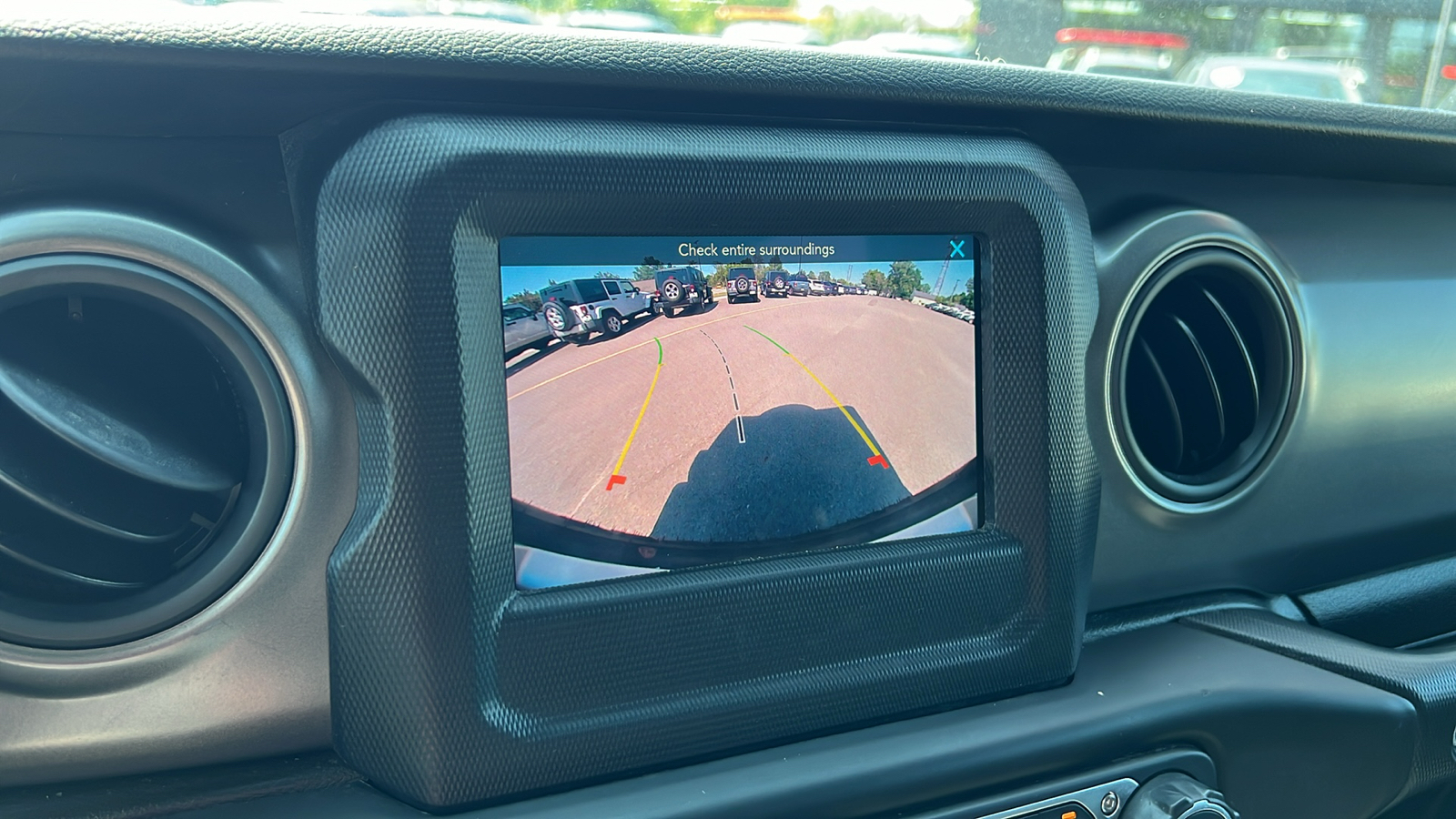 2023 Jeep Wrangler Sport S 24