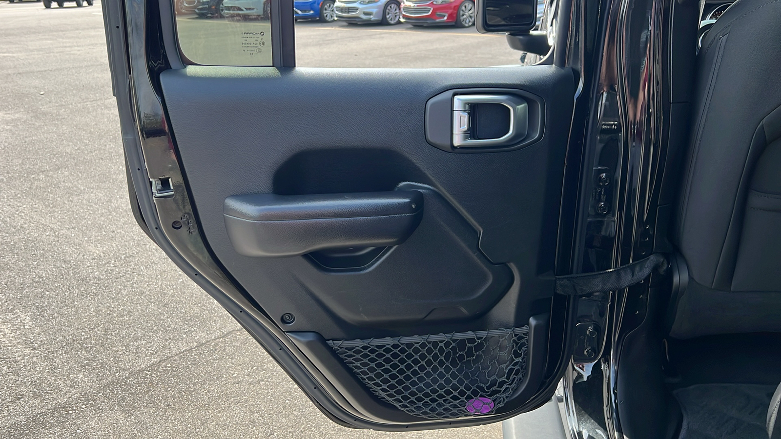 2018 Jeep Wrangler Unlimited Sport S 27