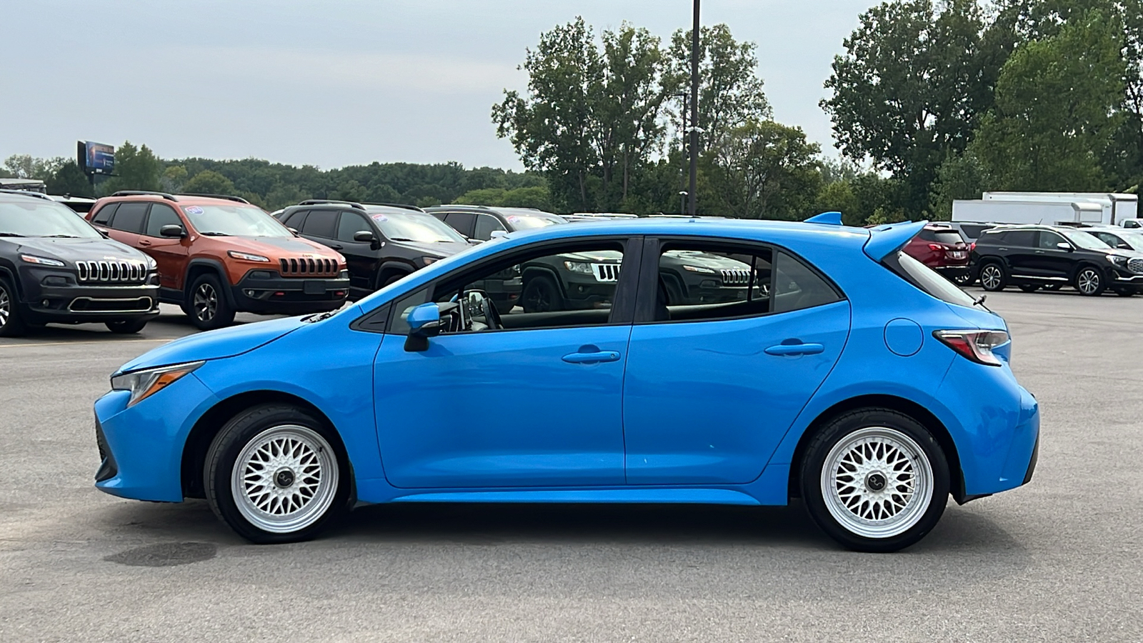 2019 Toyota Corolla Hatchback SE 7