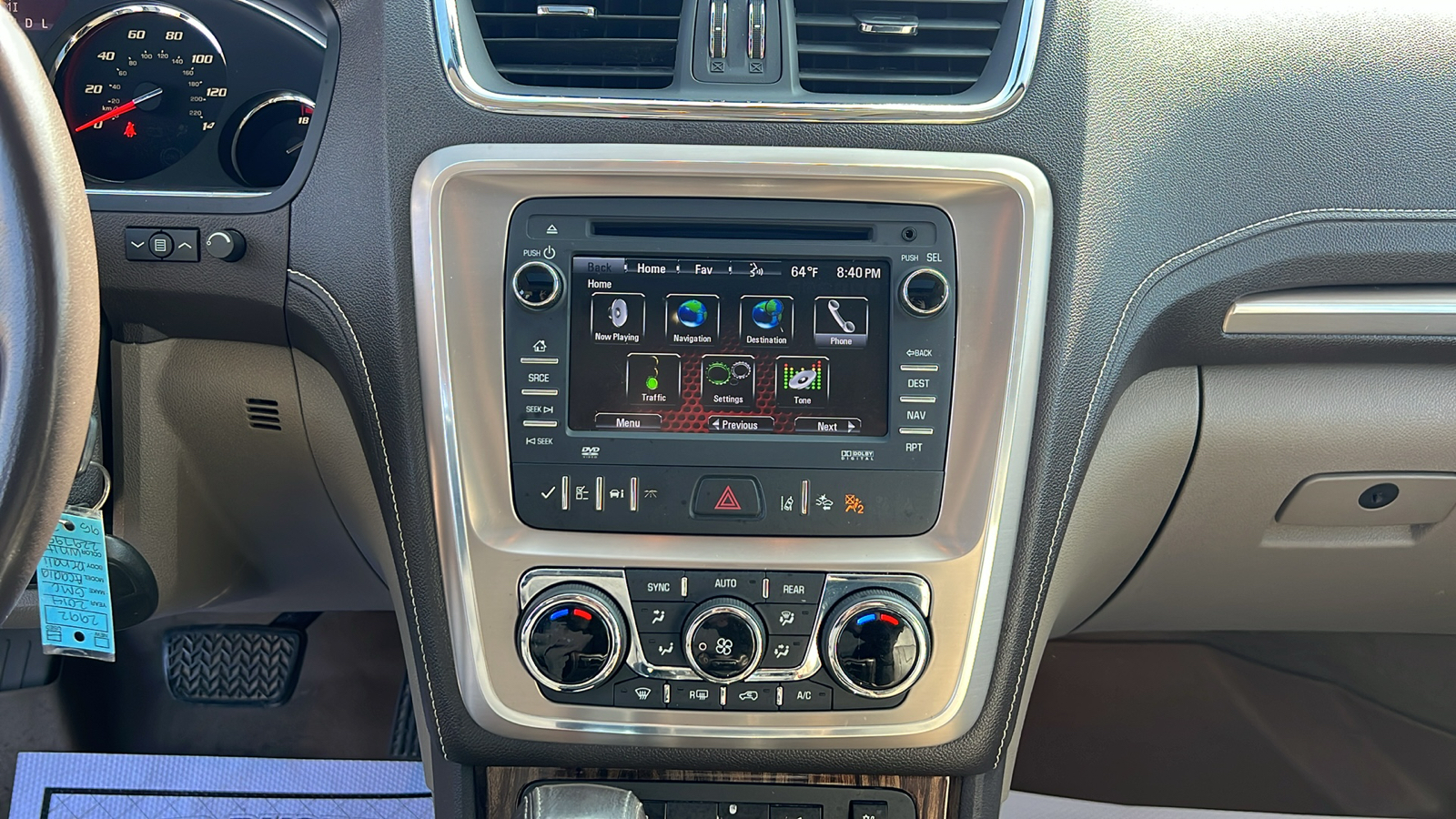 2014 GMC Acadia Denali 22