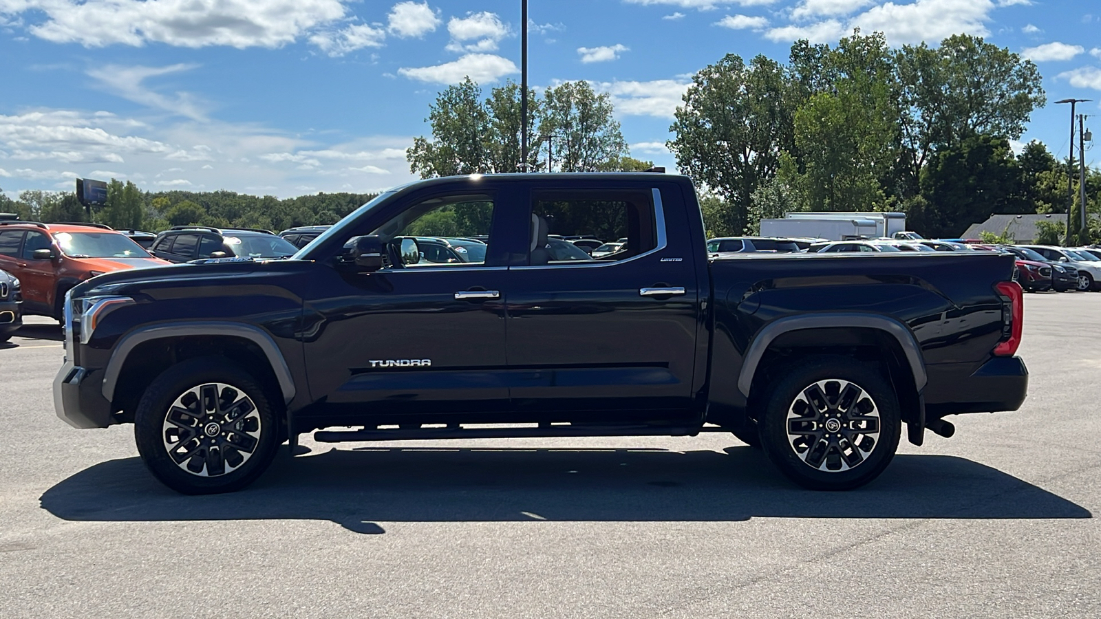 2023 Toyota Tundra Hybrid Limited 7