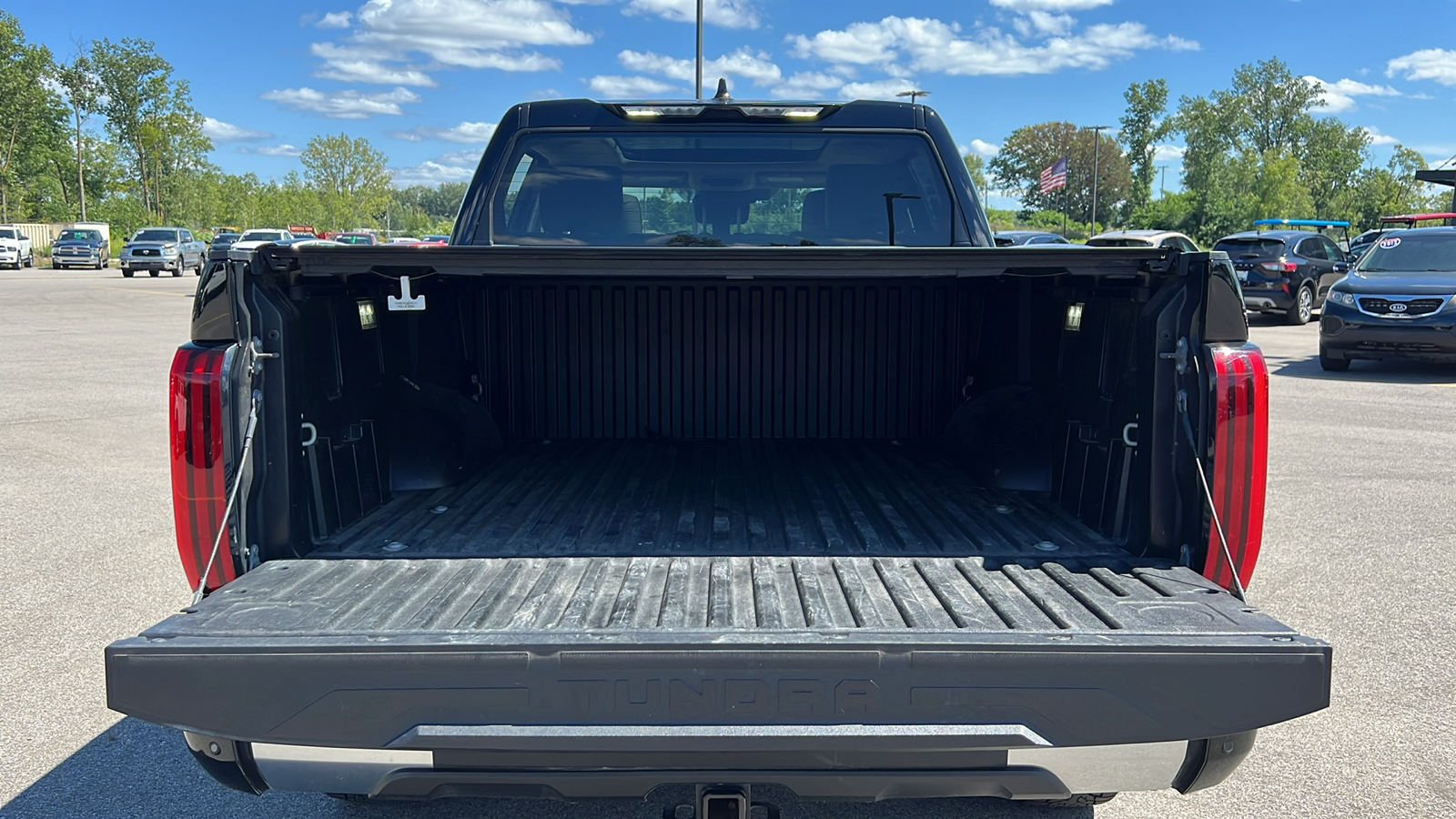 2023 Toyota Tundra Hybrid Limited 42