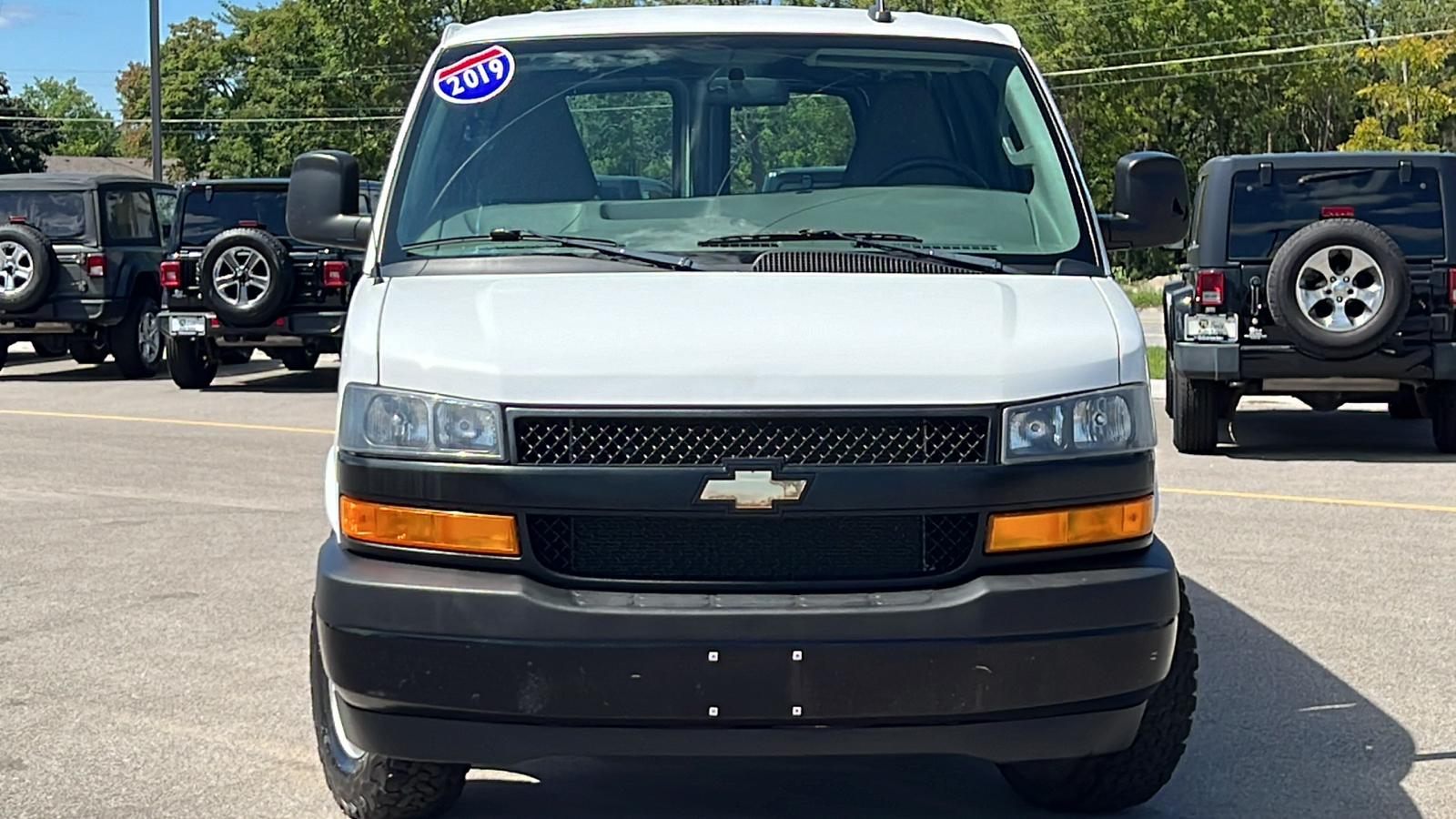 2019 Chevrolet Express 2500 Work Van 3