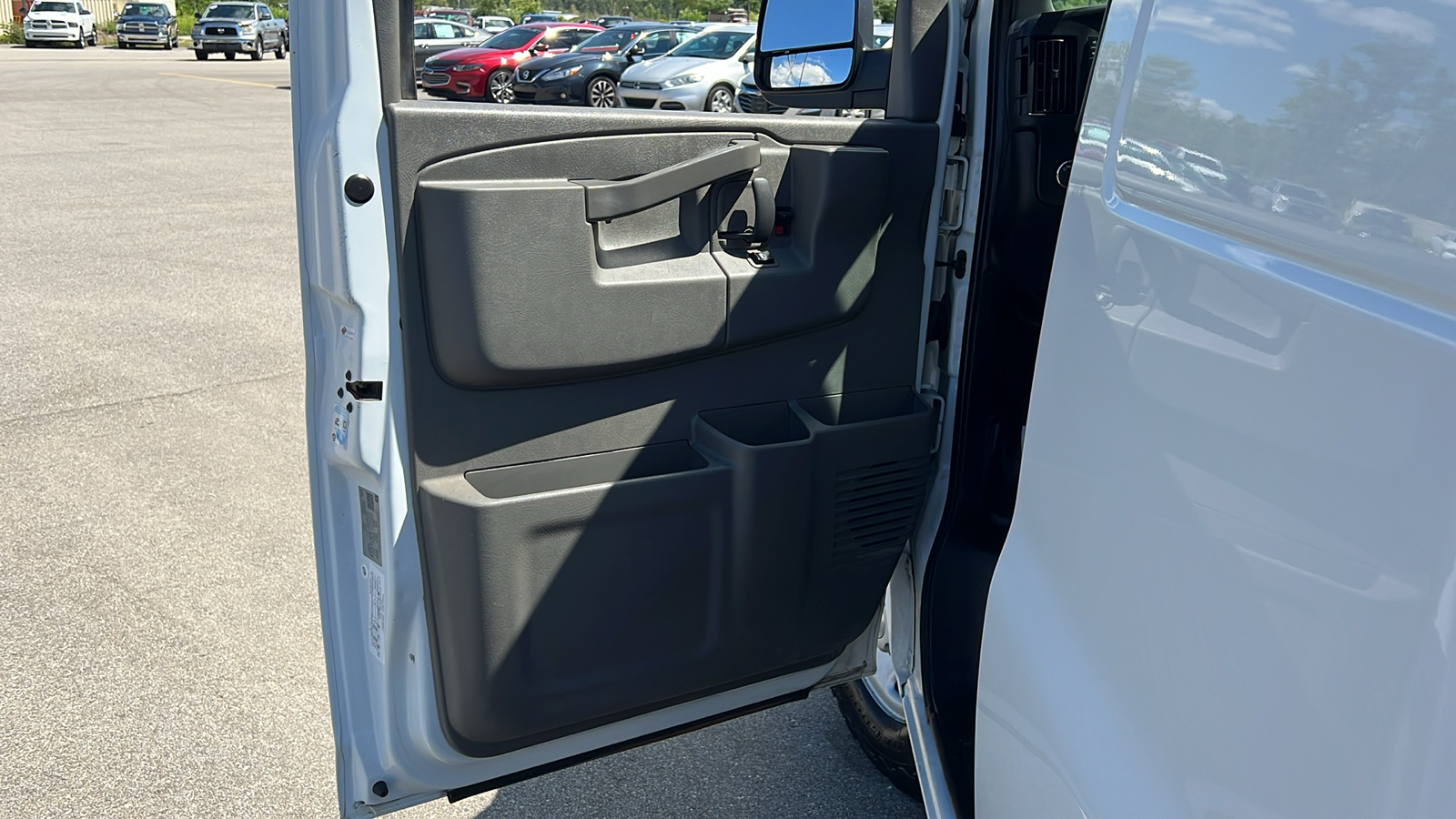 2019 Chevrolet Express 2500 Work Van 11