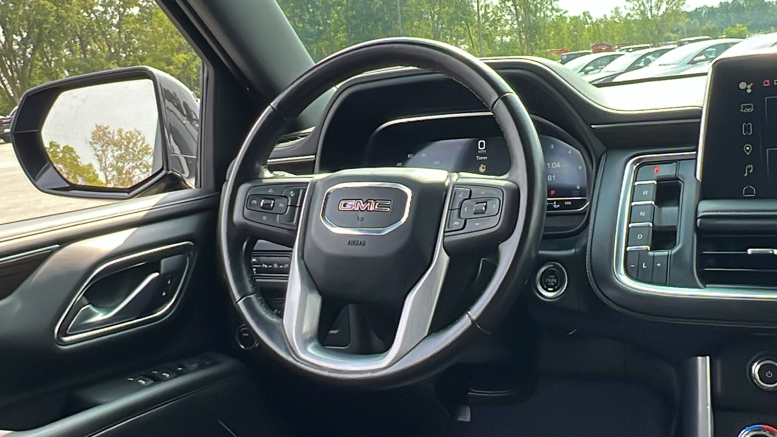 2022 GMC Yukon SLE 14