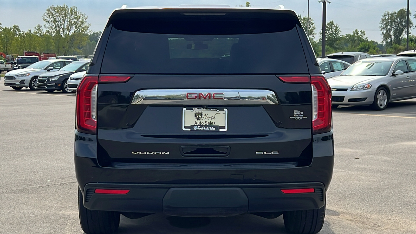 2022 GMC Yukon SLE 42