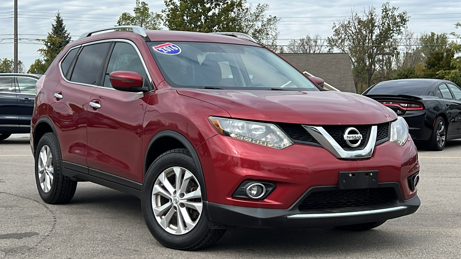 2016 Nissan Rogue SV 2