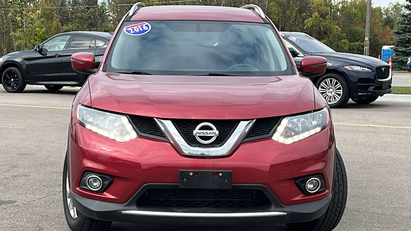 2016 Nissan Rogue SV 3