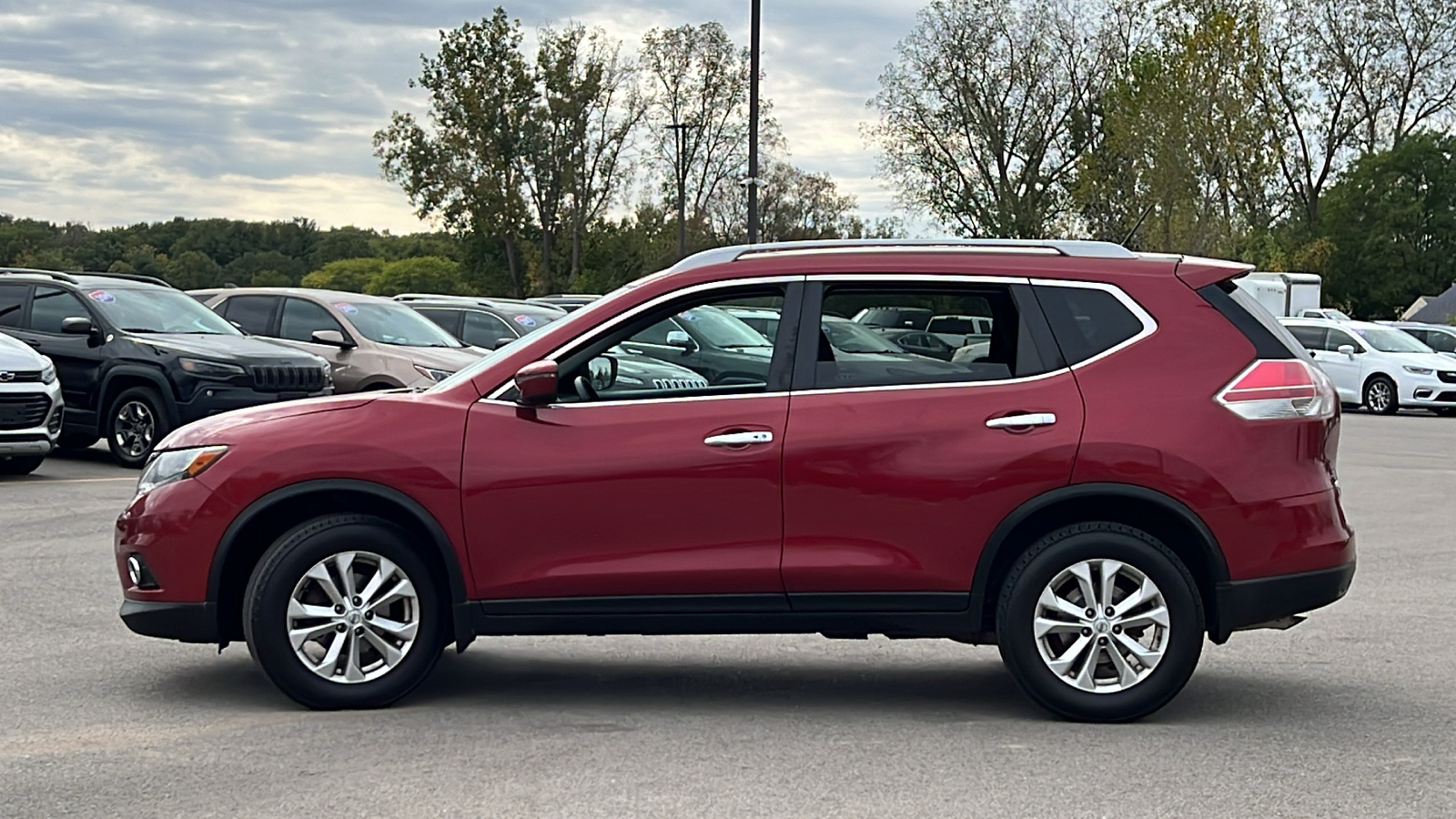 2016 Nissan Rogue SV 7