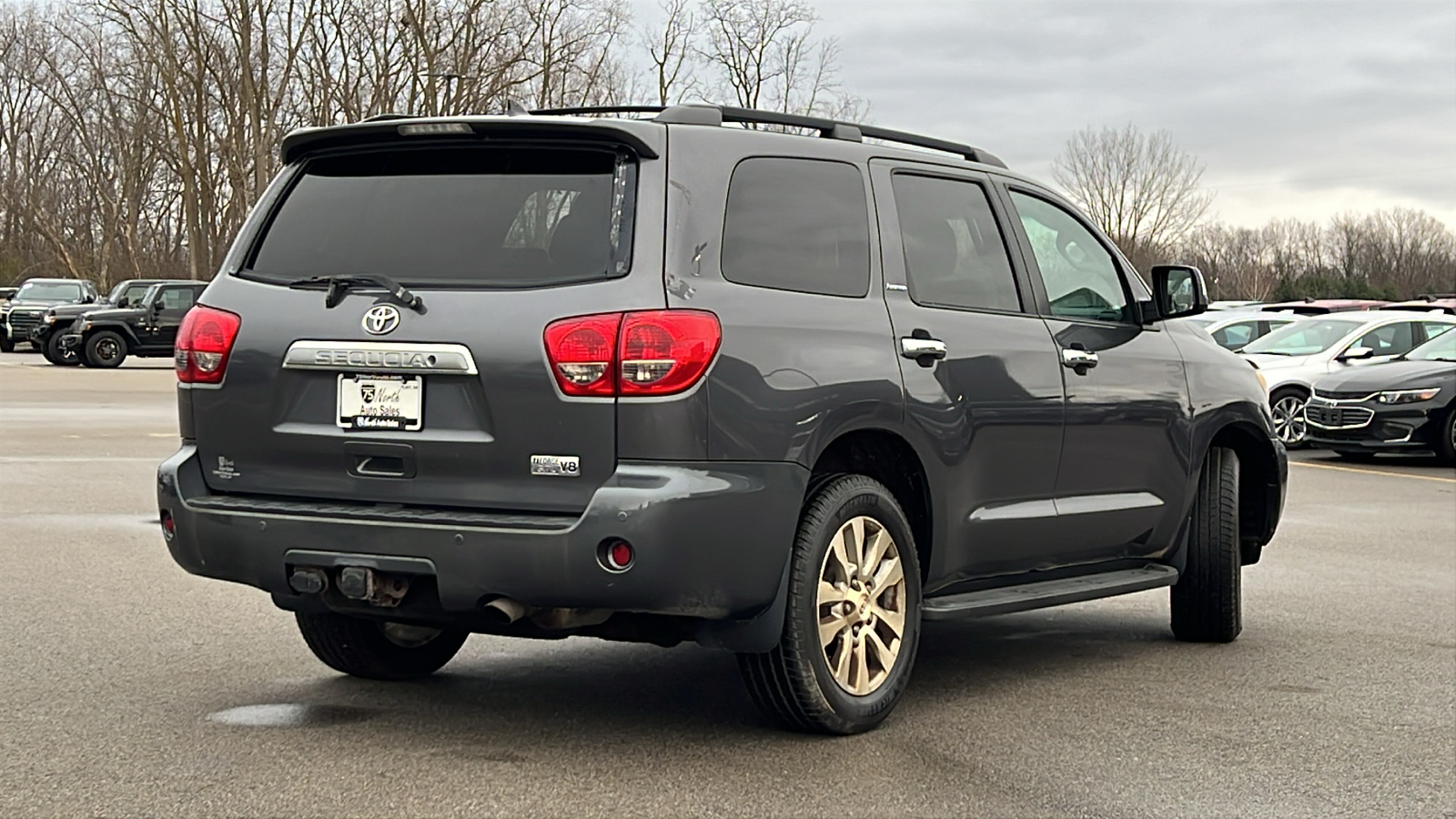 2013 Toyota Sequoia Limited 8