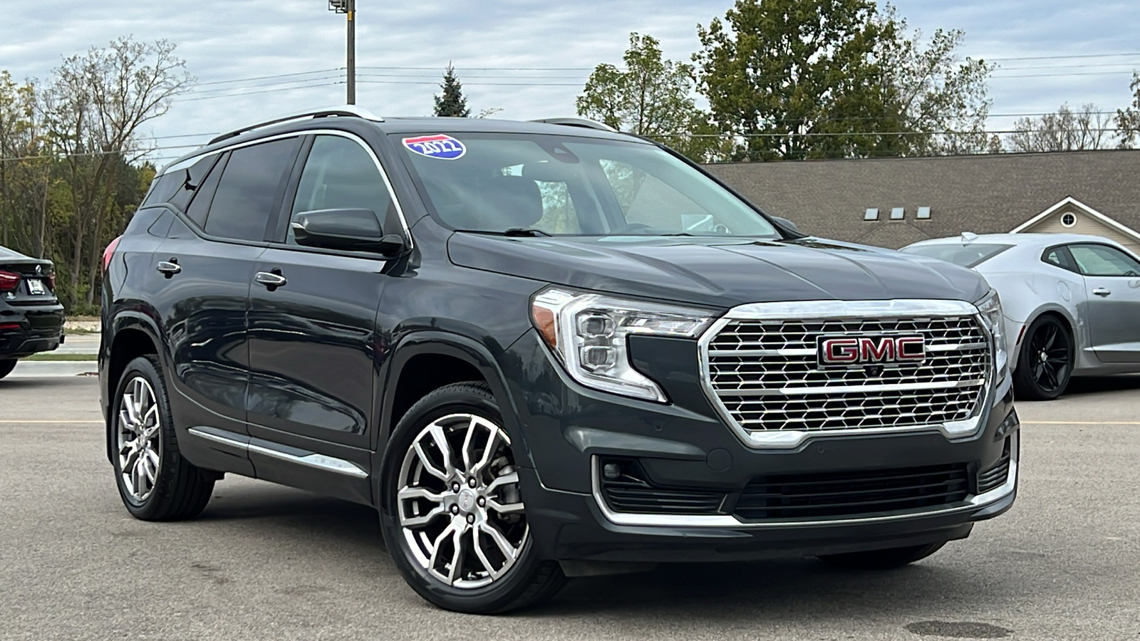 2022 GMC Terrain Denali 2