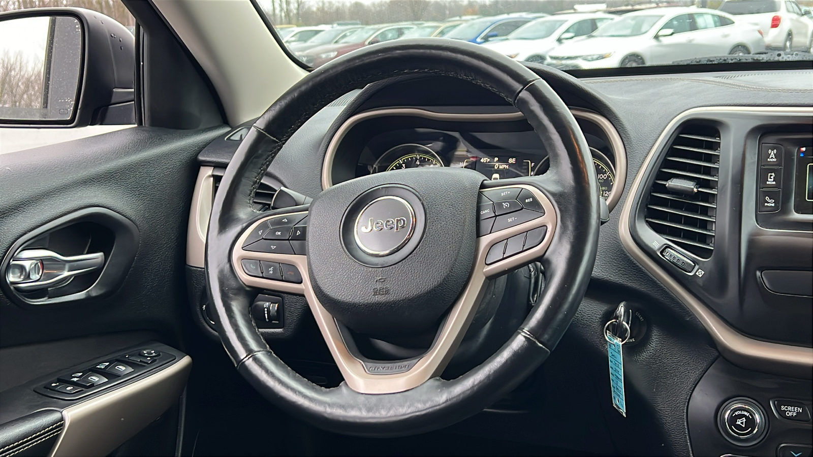 2018 Jeep Cherokee Sport 13