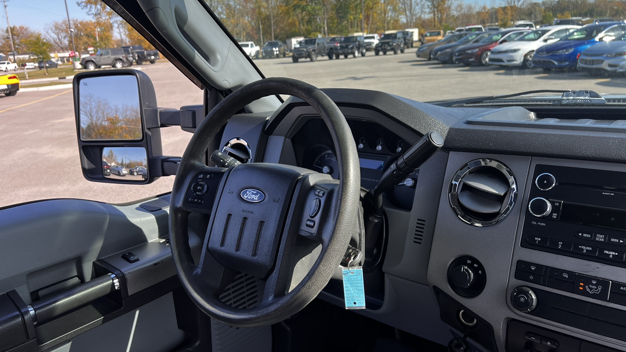 2013 Ford F-550SD XLT 12