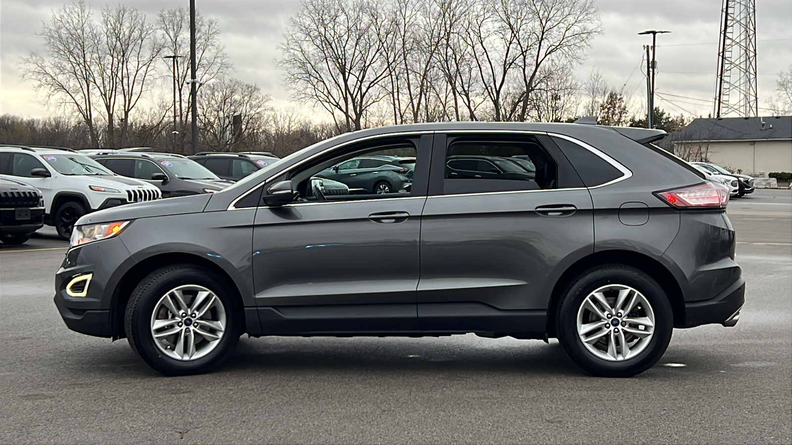 2016 Ford Edge SEL 11