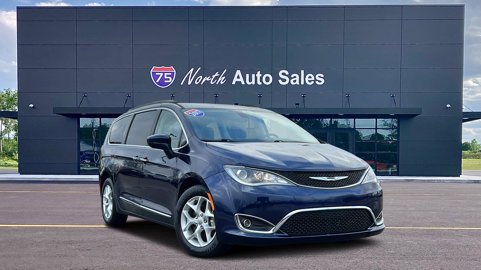 2017 Chrysler Pacifica Touring L 1