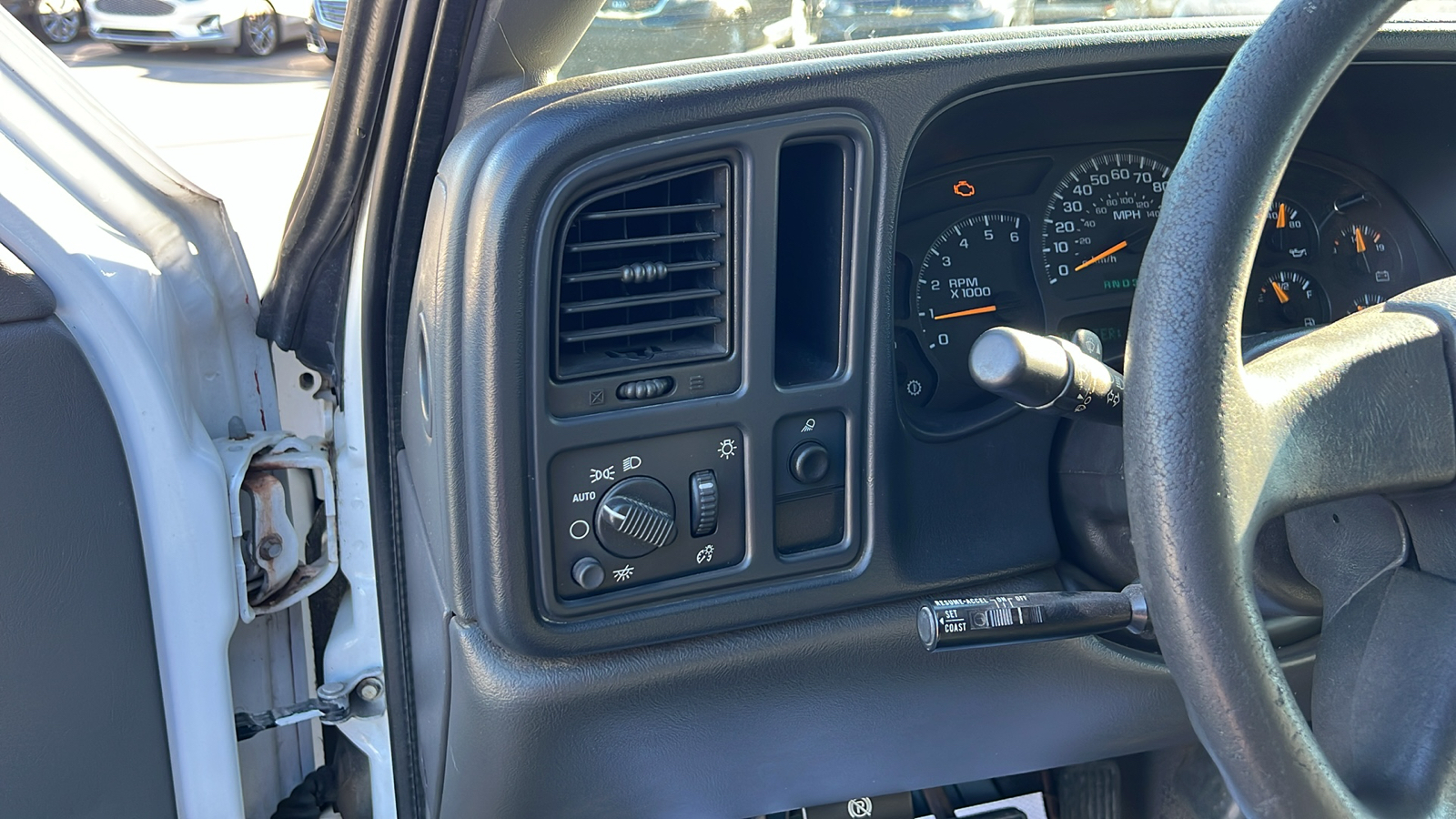 2005 Chevrolet Silverado 1500 Work Truck 13