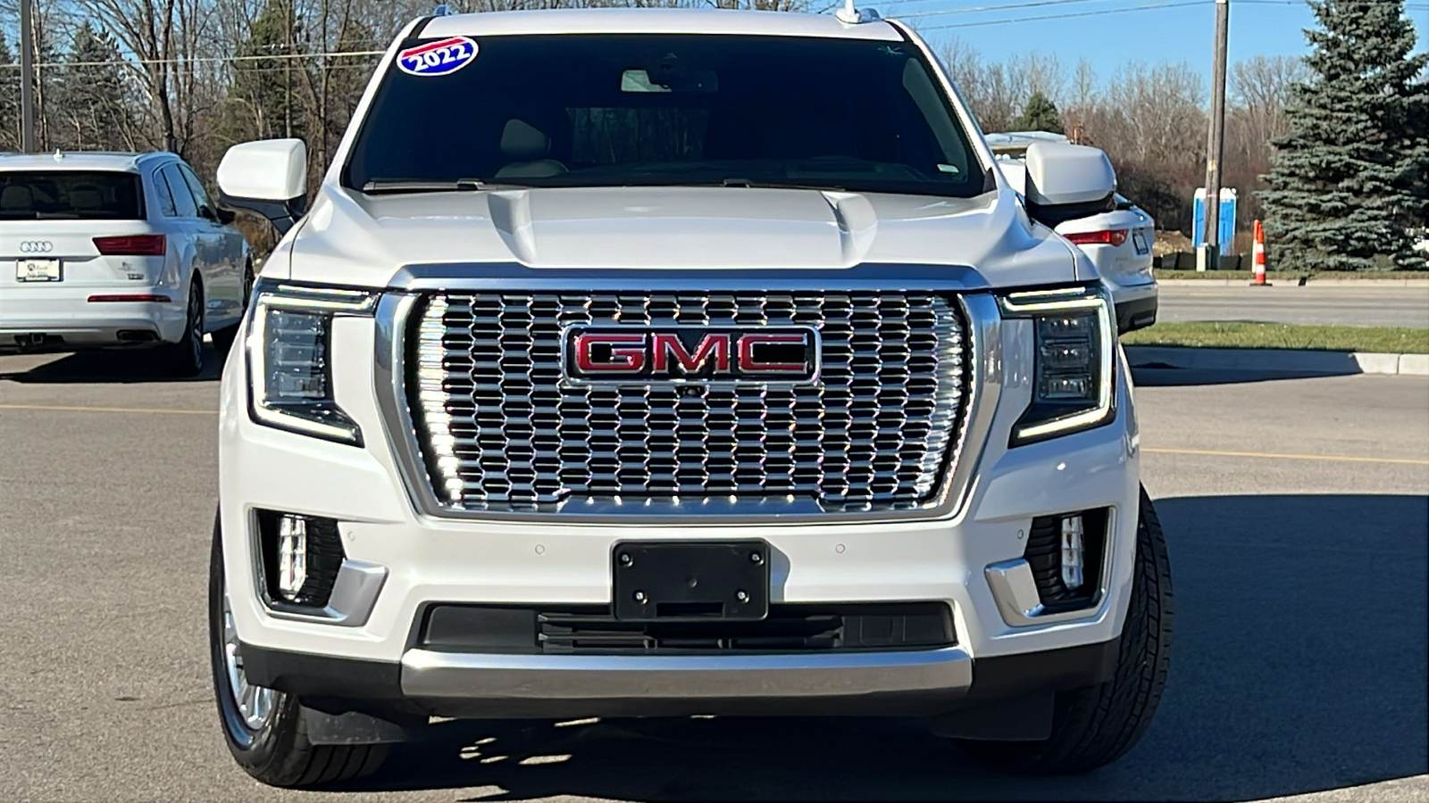 2022 GMC Yukon Denali 3