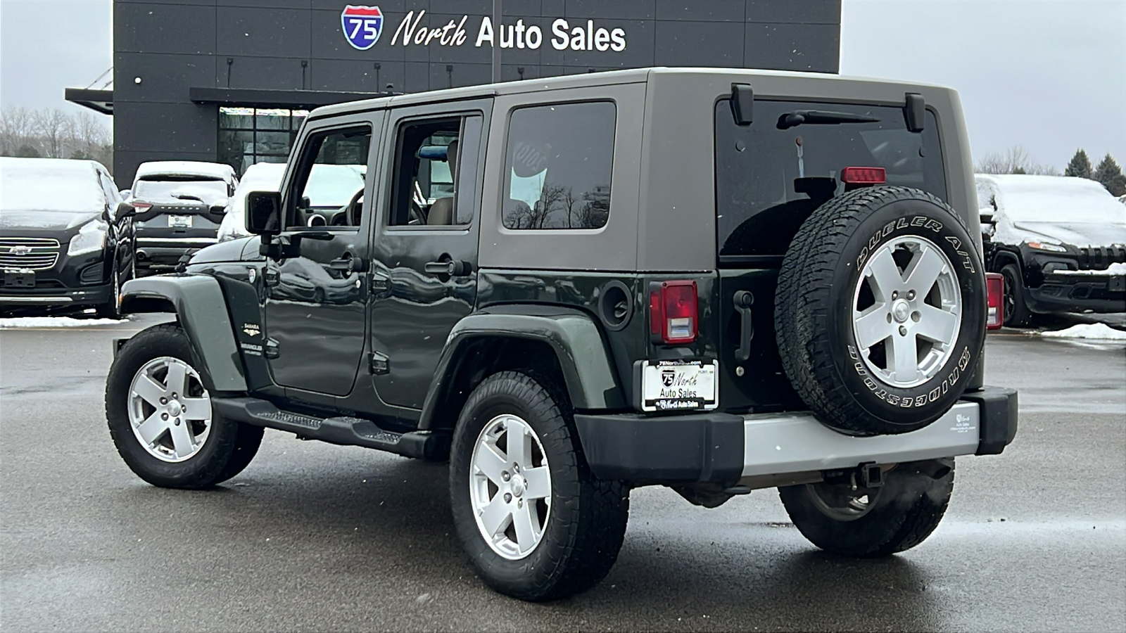 2010 Jeep Wrangler Unlimited Sahara 8