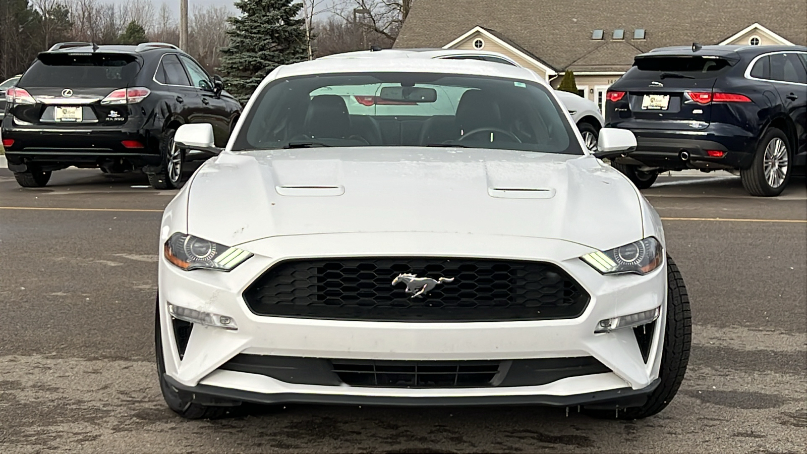 2018 Ford Mustang EcoBoost Premium 3