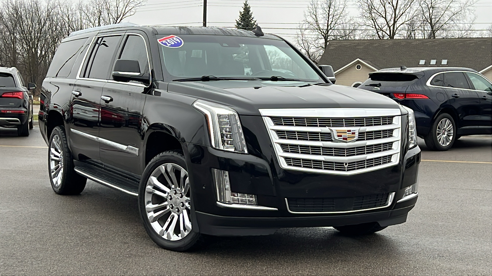 2019 Cadillac Escalade ESV Premium 2