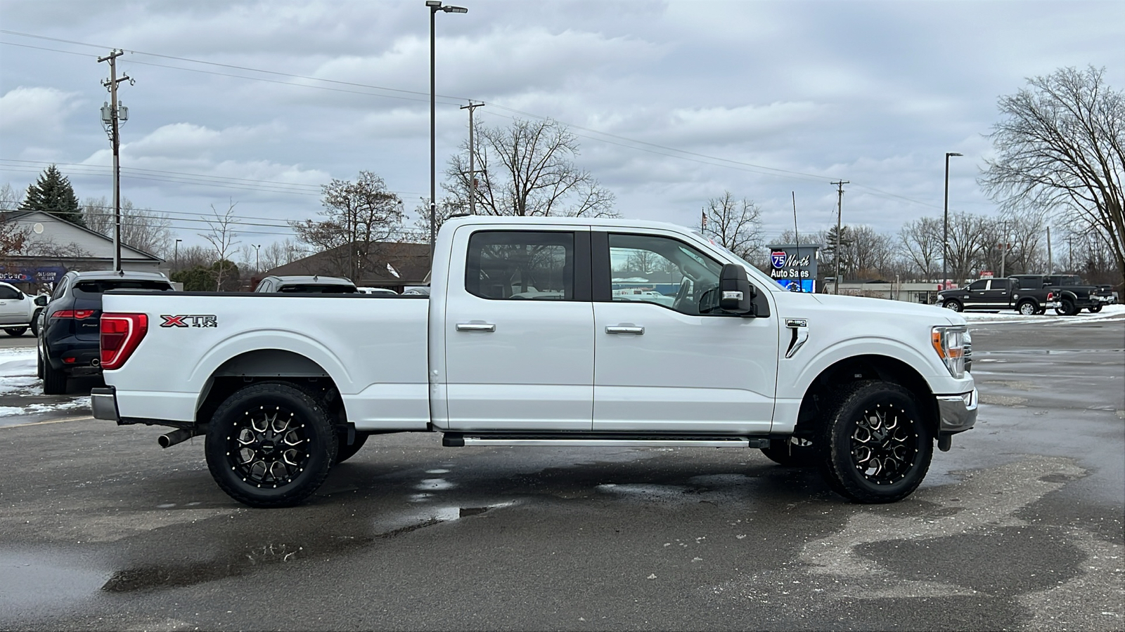 2022 Ford F-150 XLT 4