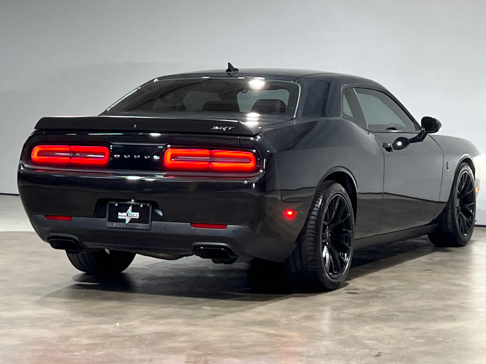 2015 Dodge Challenger SRT Hellcat 8