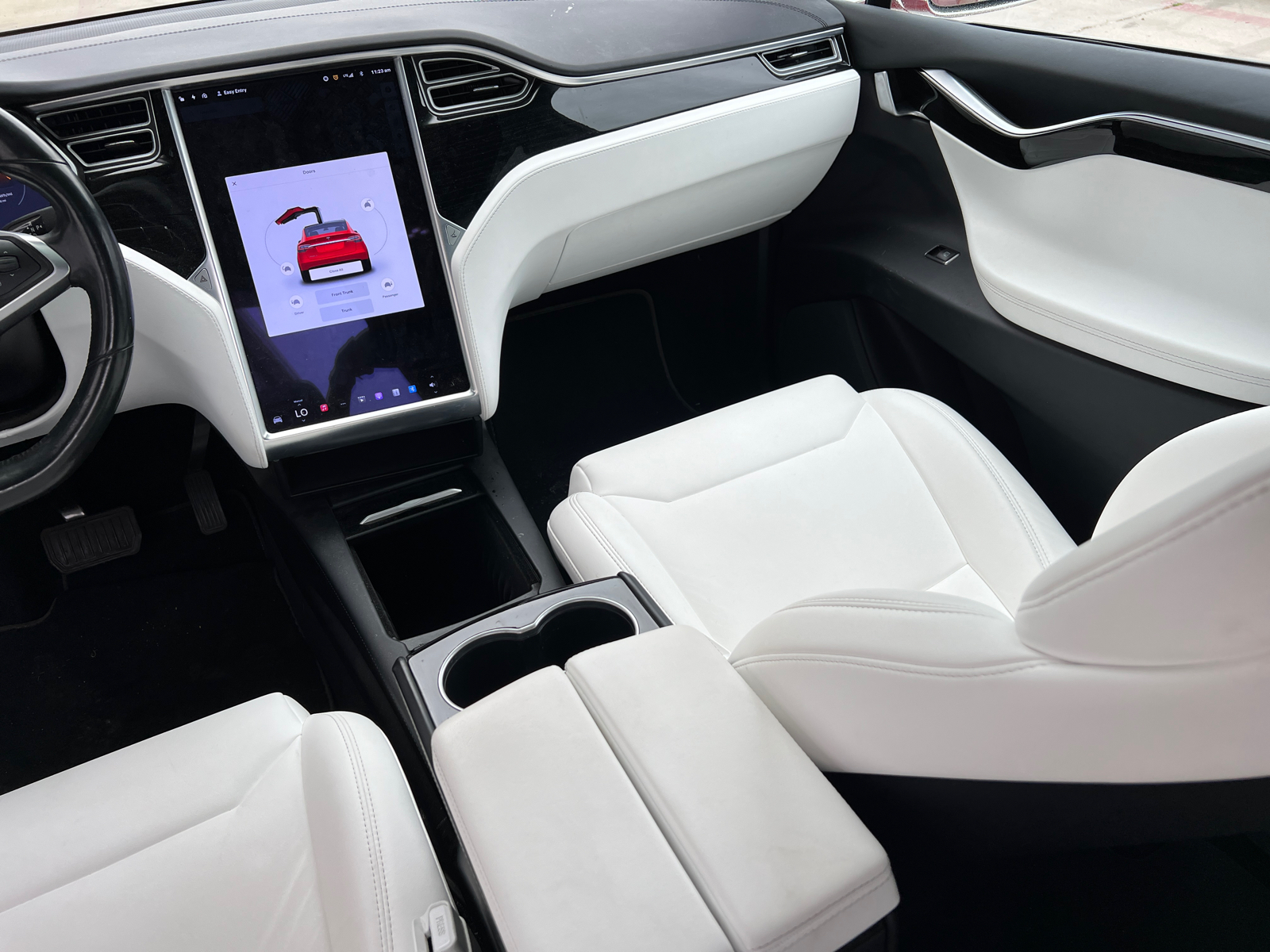 2017 Tesla Model X 100D 17