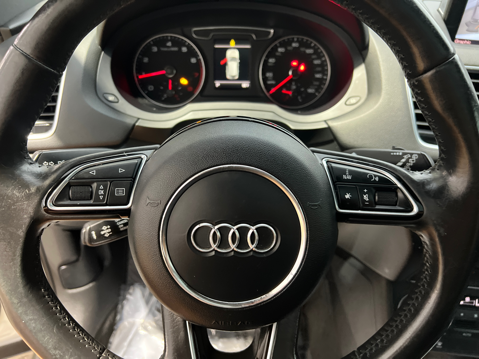2017 Audi Q3 2.0T Premium Plus 33