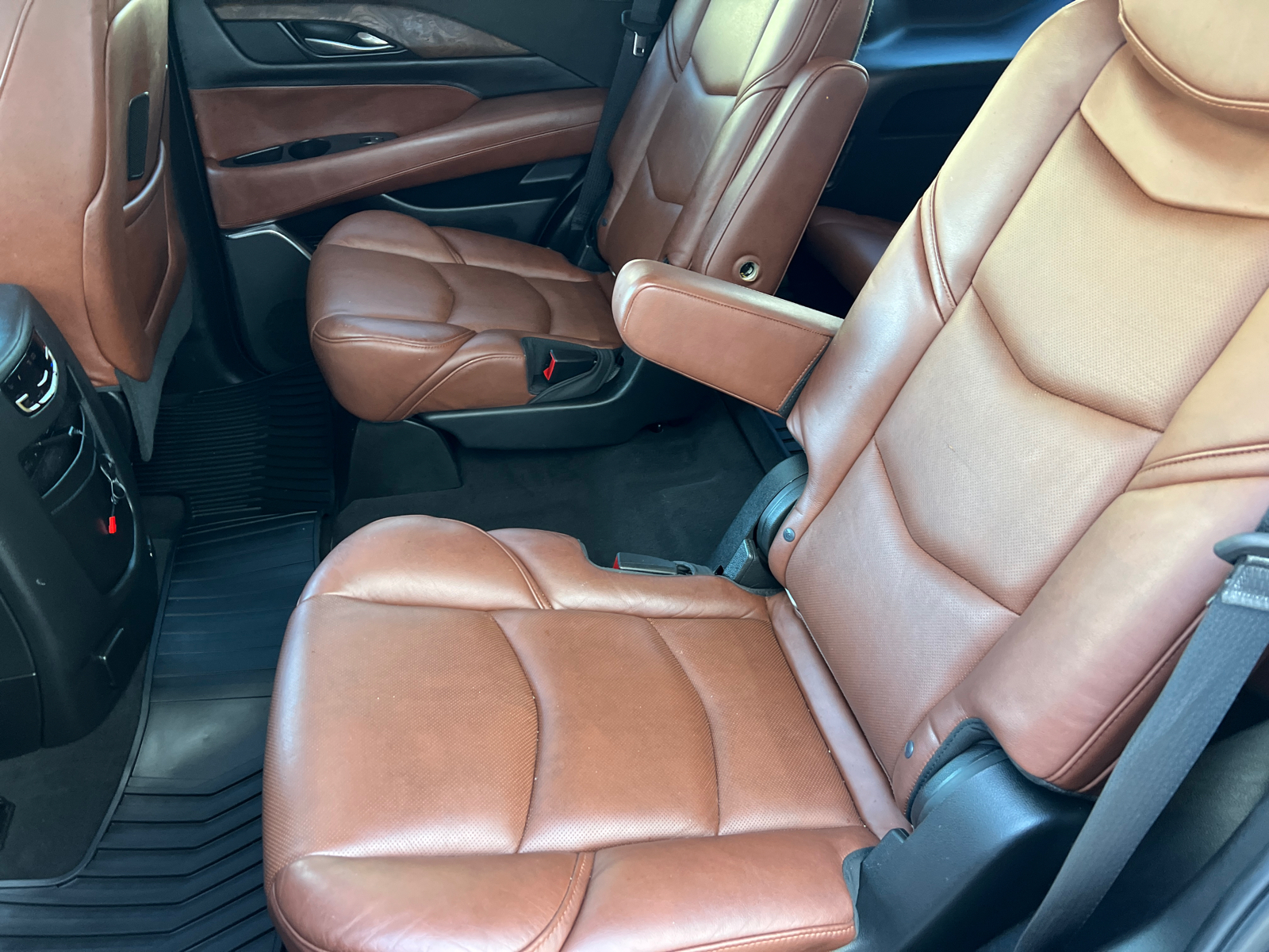 2019 Cadillac Escalade Premium Luxury 13