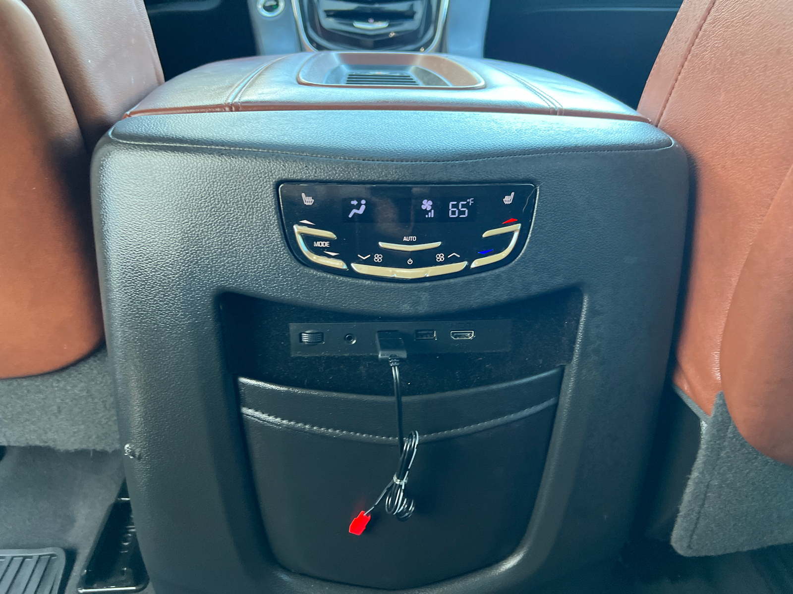 2019 Cadillac Escalade Premium Luxury 15