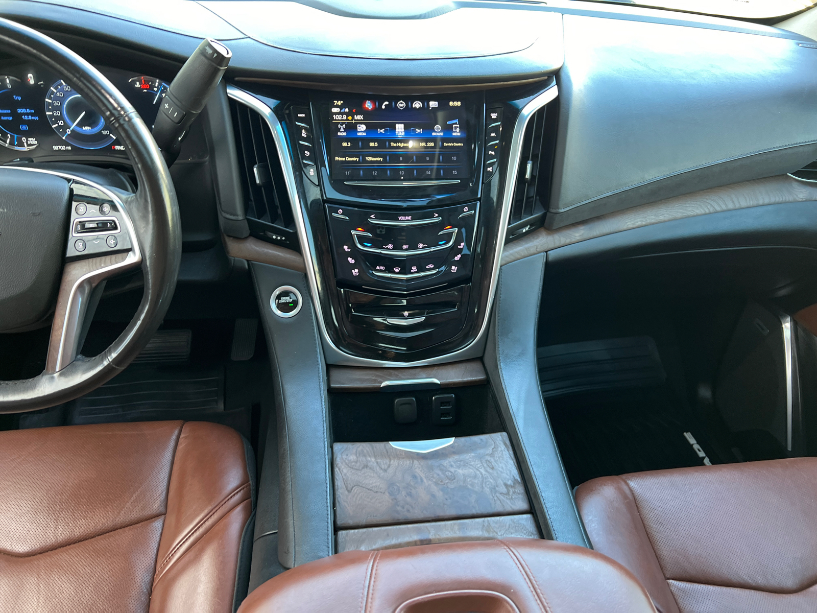 2019 Cadillac Escalade Premium Luxury 18