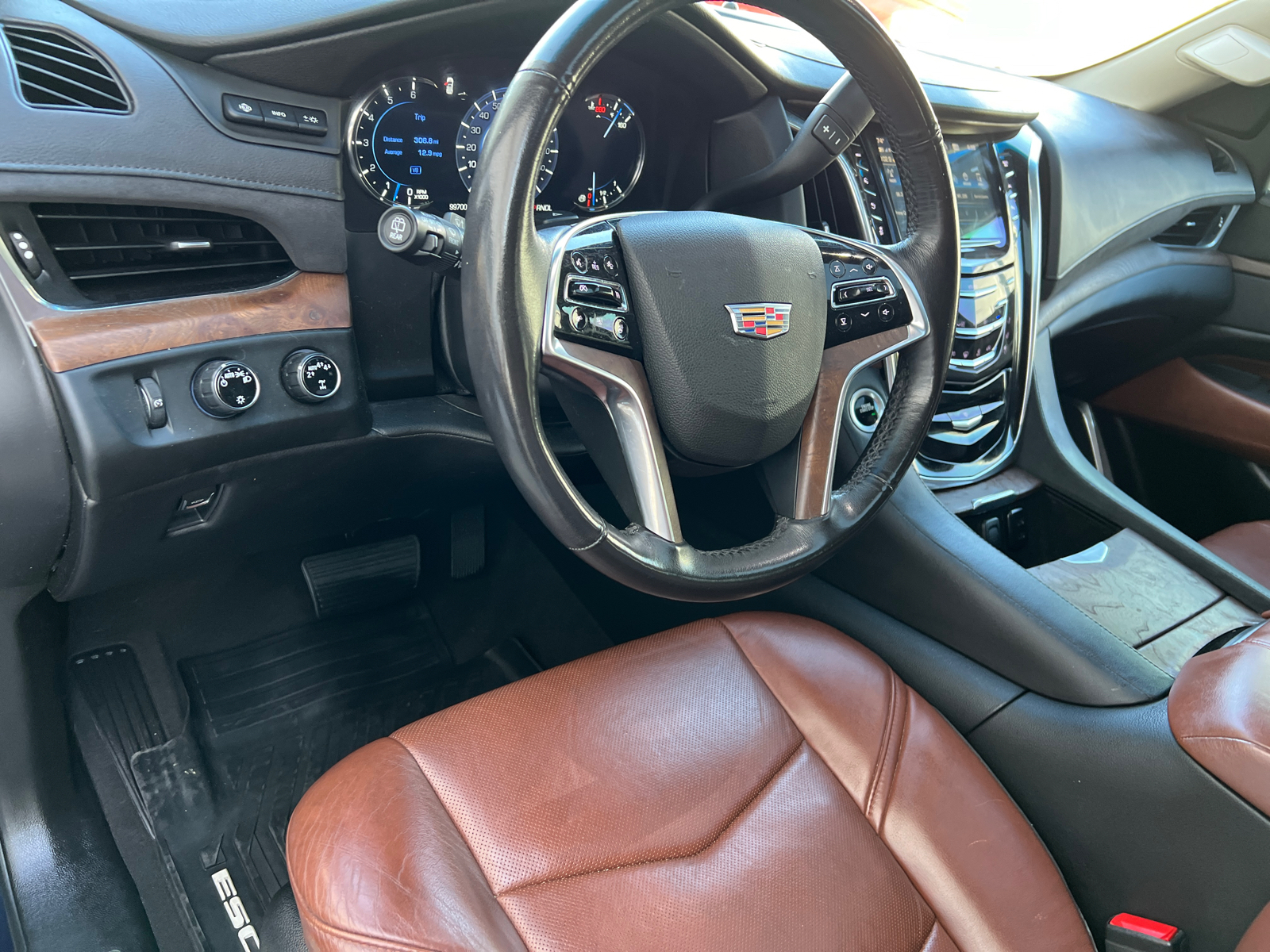 2019 Cadillac Escalade Premium Luxury 22