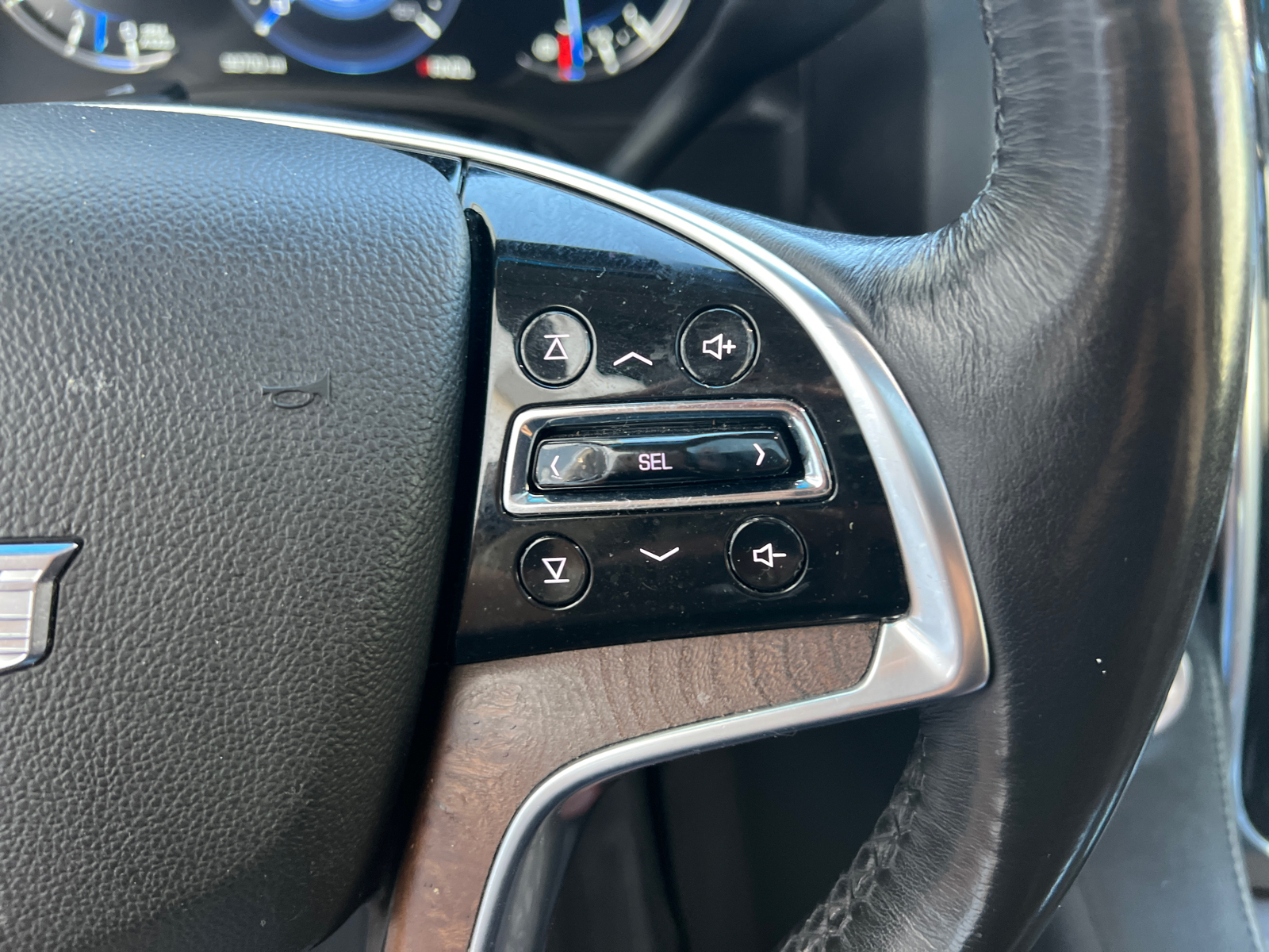 2019 Cadillac Escalade Premium Luxury 37