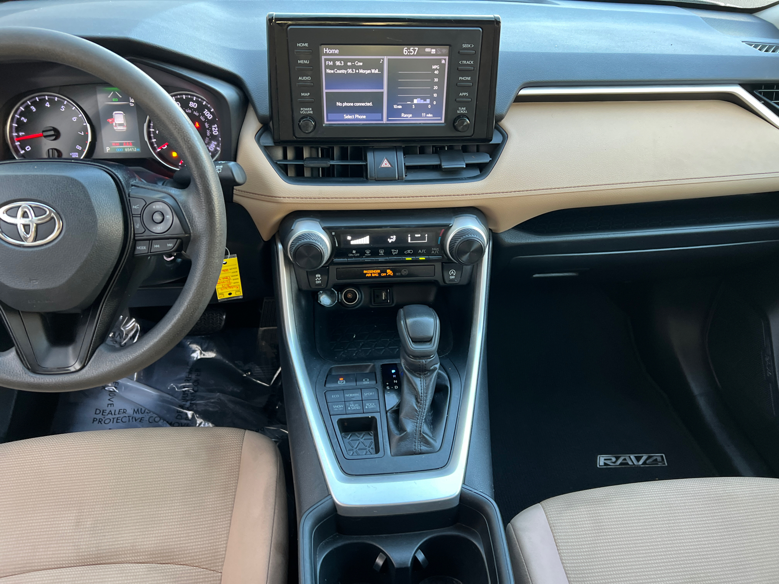 2019 Toyota RAV4 LE 17
