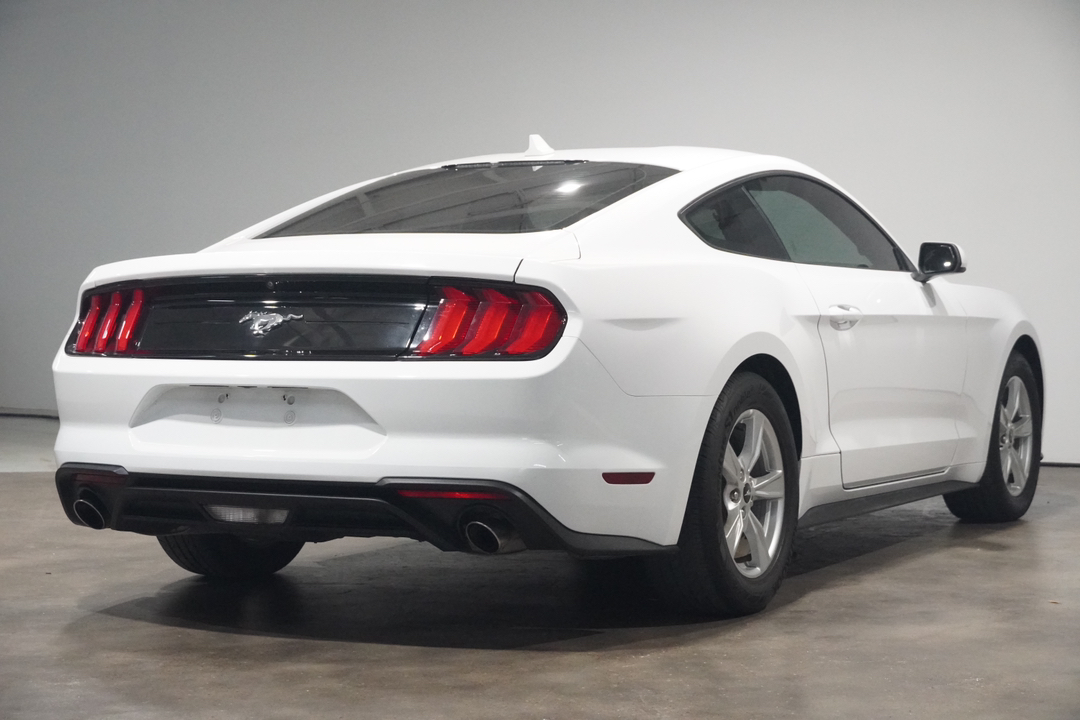 2021 Ford Mustang EcoBoost 8